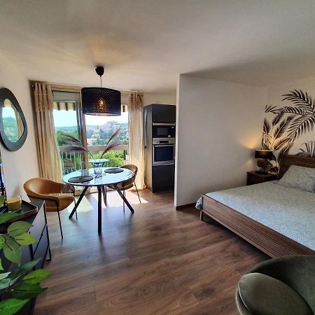 La Loge Du Chateau ! "Climatise" Greoux-les-Bains Bagian luar foto